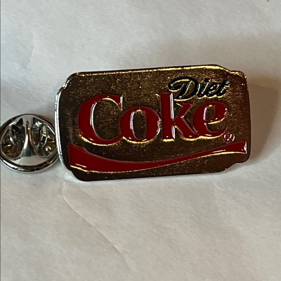 Diet Coke Logo Enamel Brooch - Red and Silver - Picture 5 of 6